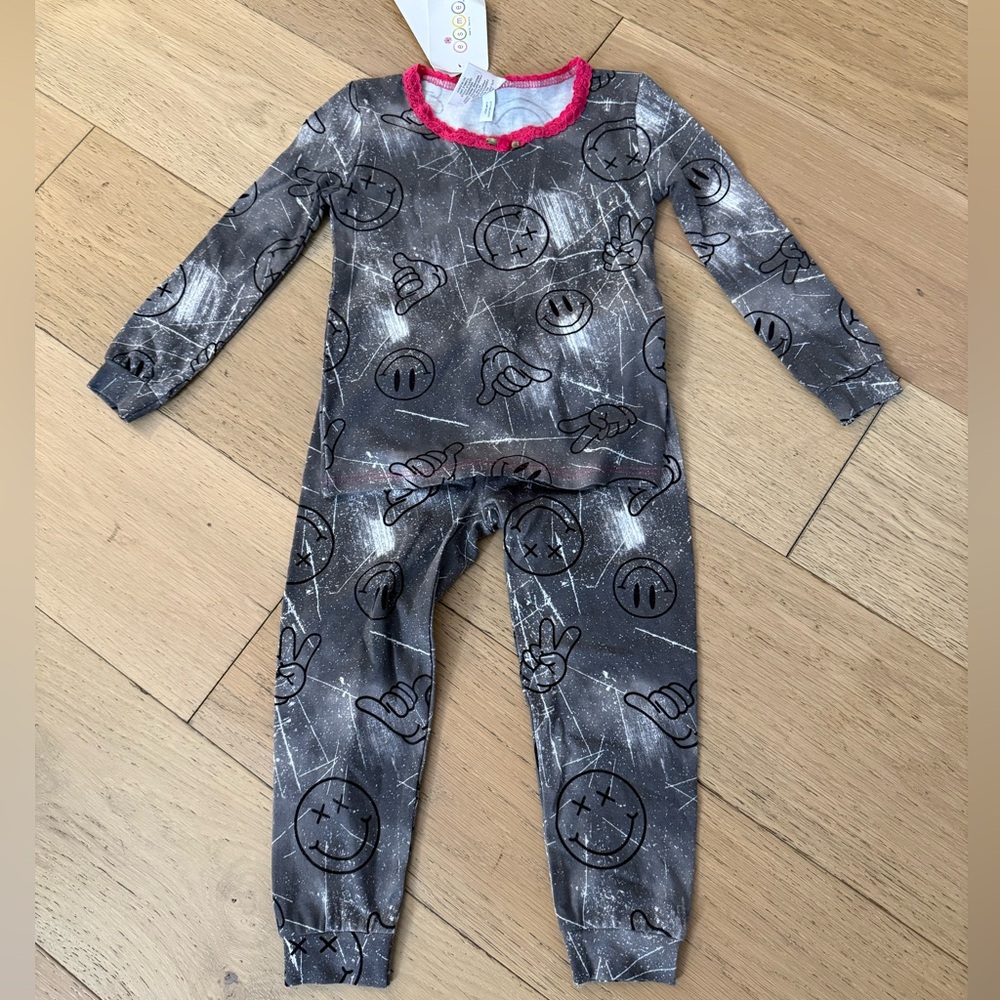 Esme Kids Size 18 Months Pajamas